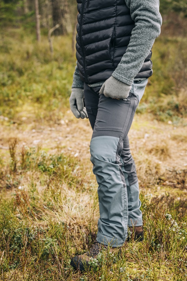Жилет Pinewood Abisko Insulation VEST Smoke Black. Фото 4