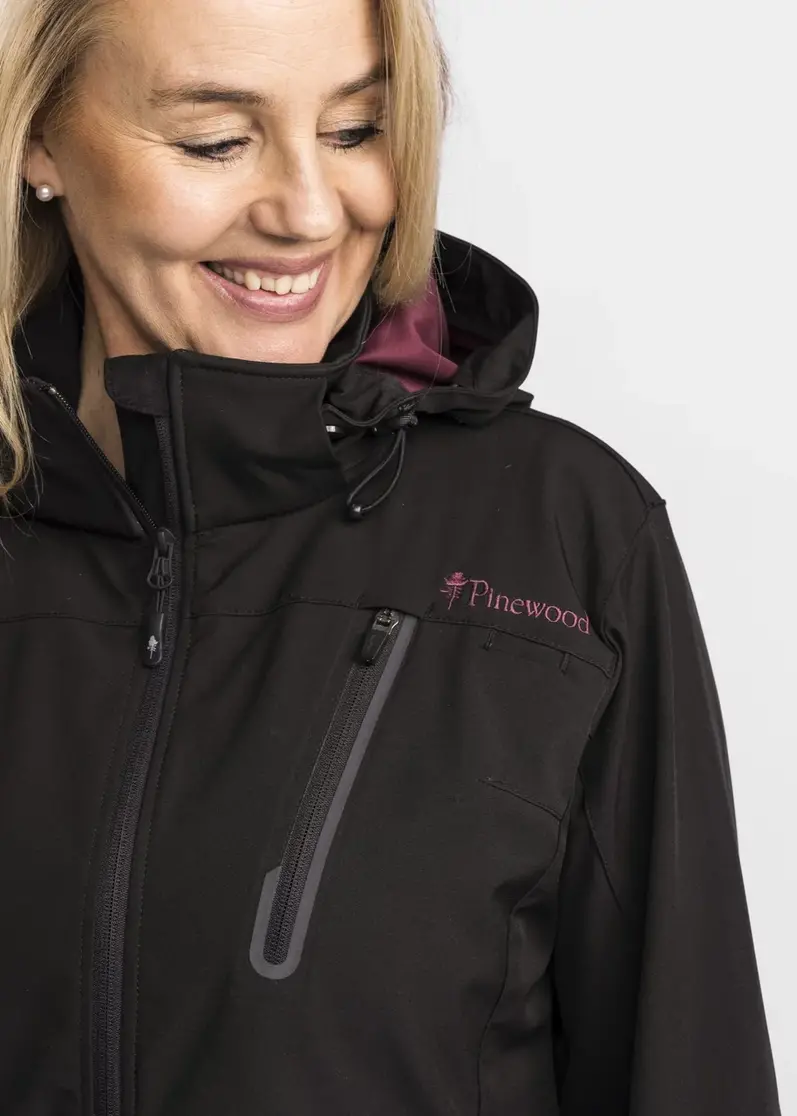   Куртка жіноча Pinewood Wilda Stretch Shell Black. Фото 2