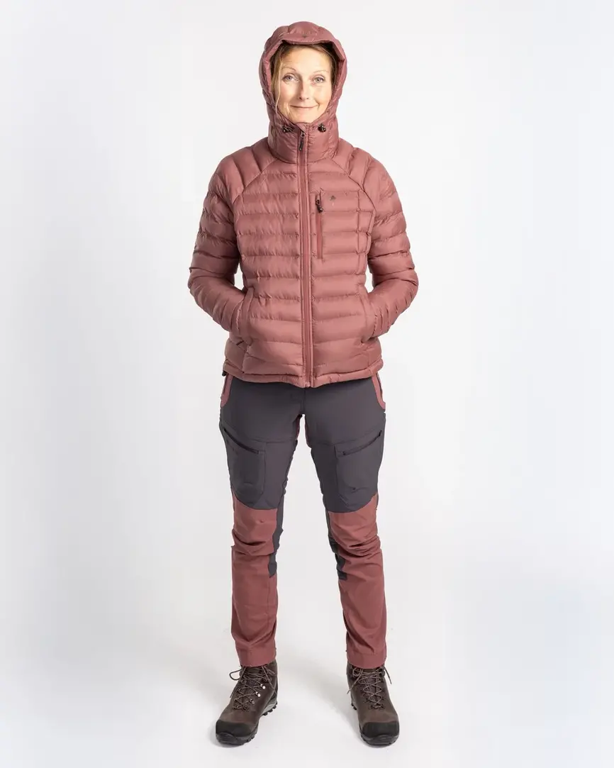 Куртка жіноча  Pinewood Abisko Insulation JKT W Marron Rose. Фото 4