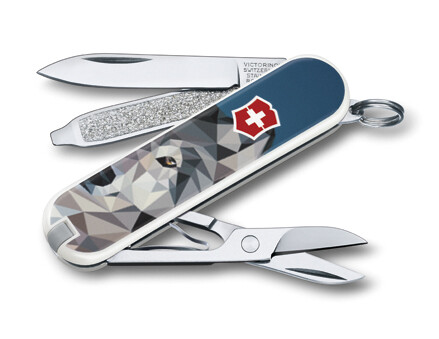 Ніж Victorinox Сlassic "The Wolf is coming home"