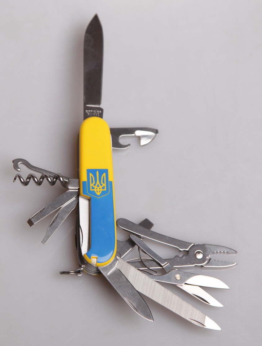 Ніж Victorinox Handyman "Прапор України"
