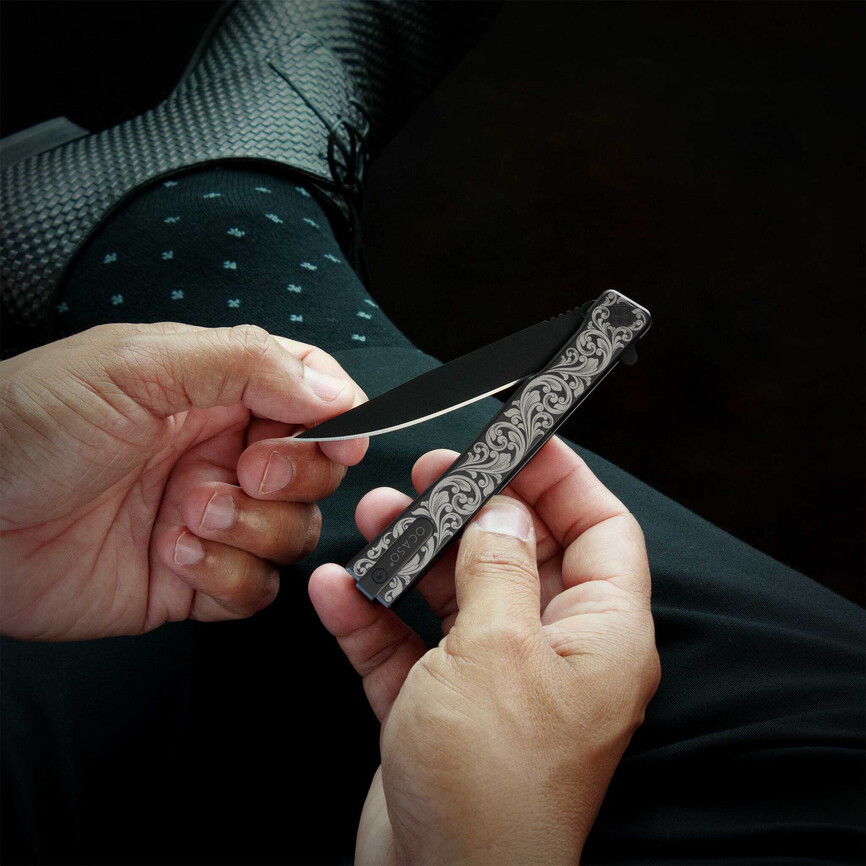 Ніж Ocaso "Solstice", Engraved titanium Scroll Pattern, Black. Фото 4