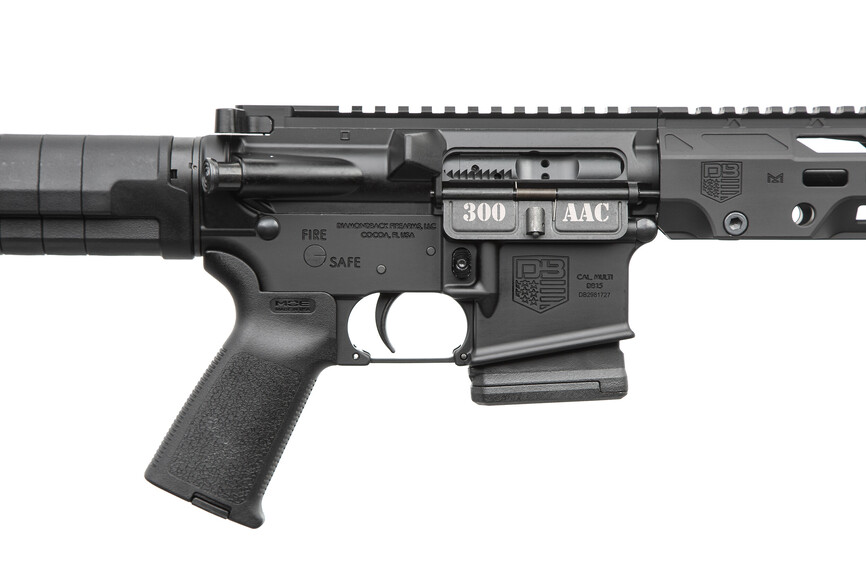 Карабін нарізний Diamondback DB15 кал. 300 BLK SBR M-LOK ANTI ROTATION V4 RAIL 12". Фото 2